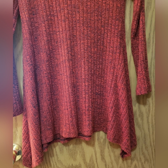 Very pretty long sleeve rust colored cowl neck sweater. Size small. - Picture 3 of 6